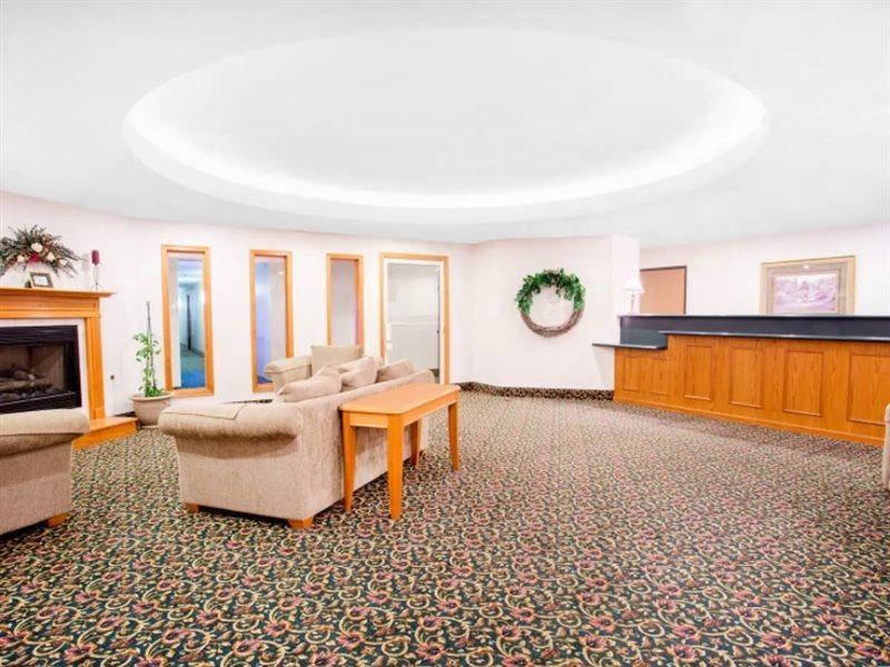 Burgundy Inn & Suites By Oyo El Paso Екстериор снимка
