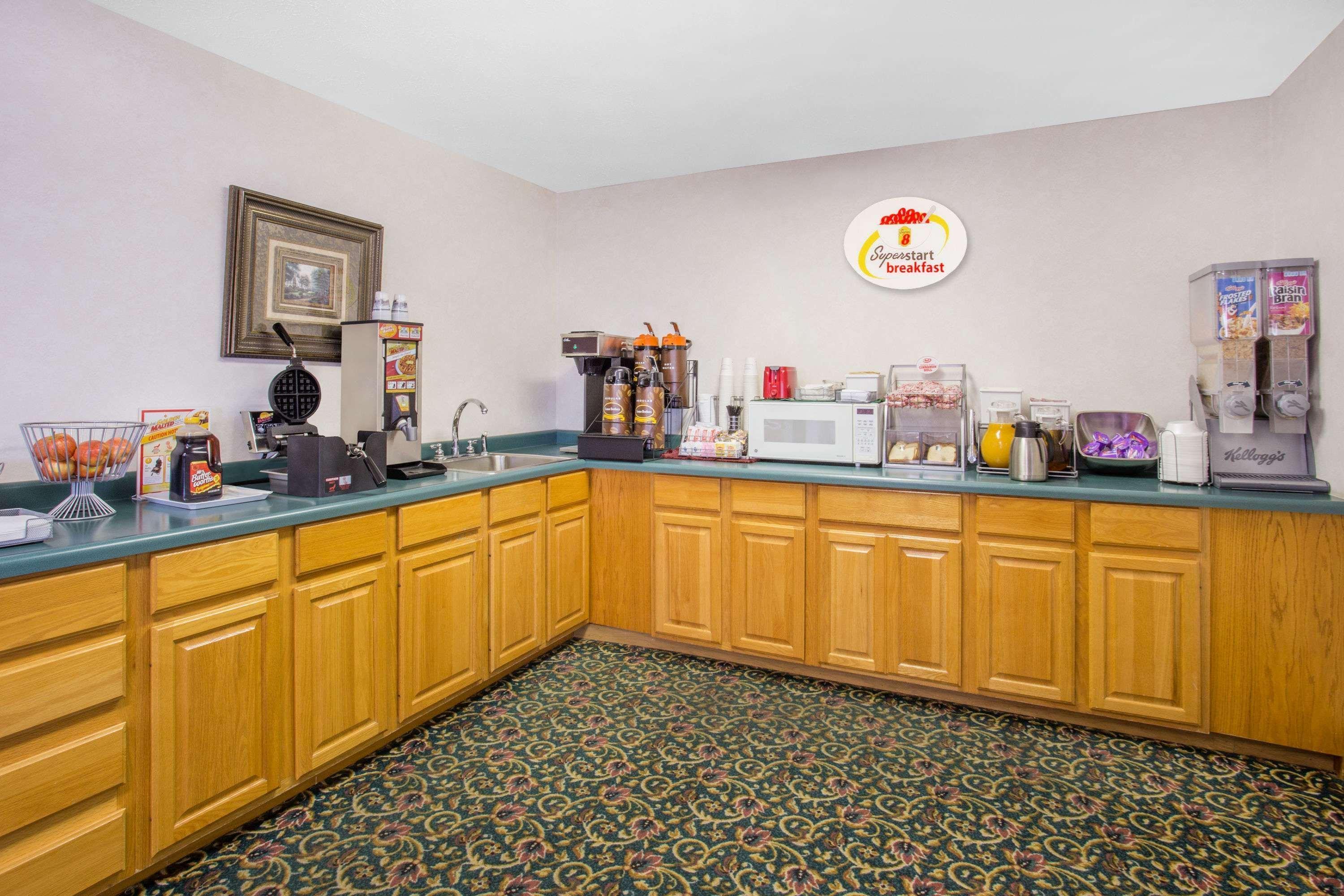 Burgundy Inn & Suites By Oyo El Paso Екстериор снимка