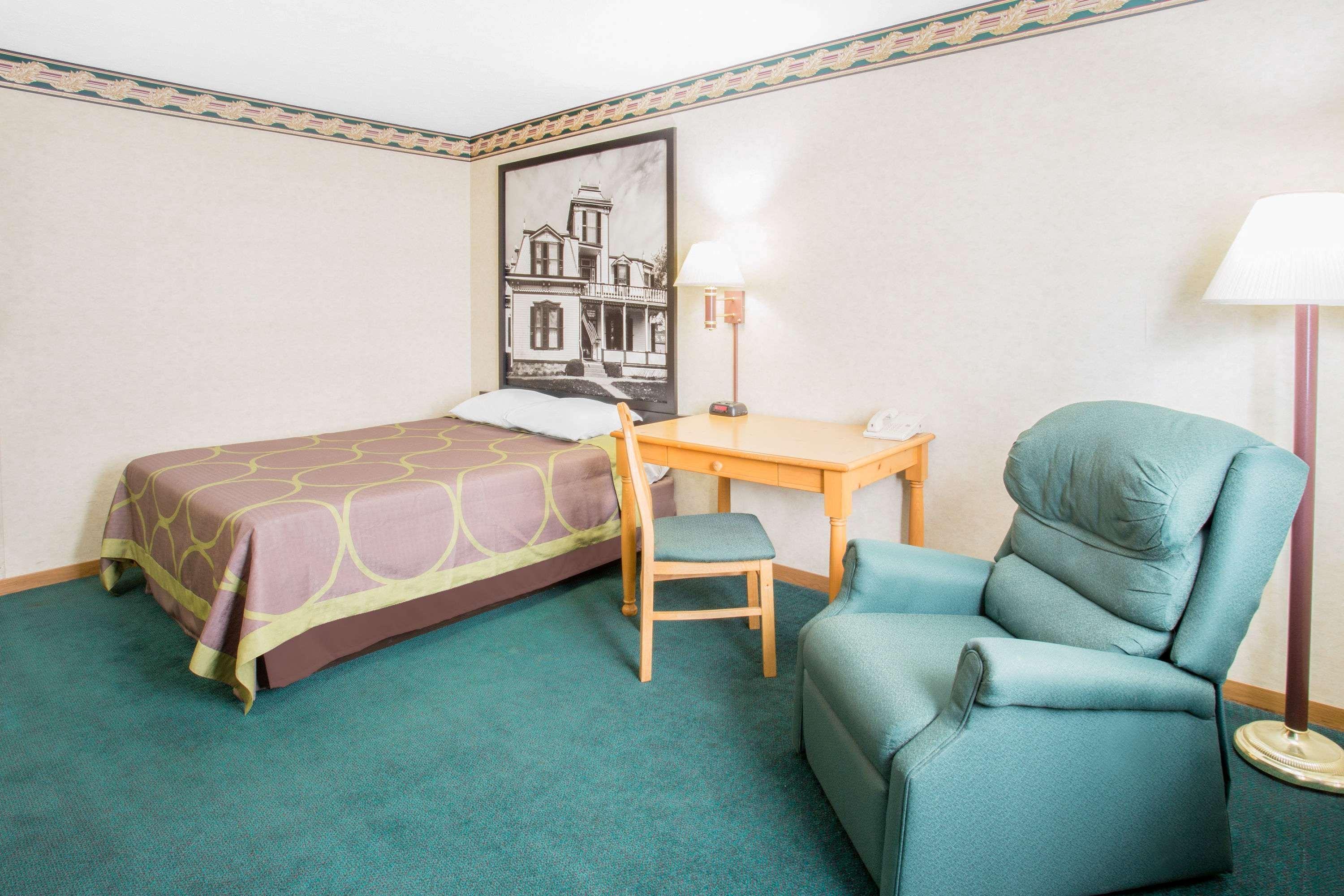 Burgundy Inn & Suites By Oyo El Paso Екстериор снимка