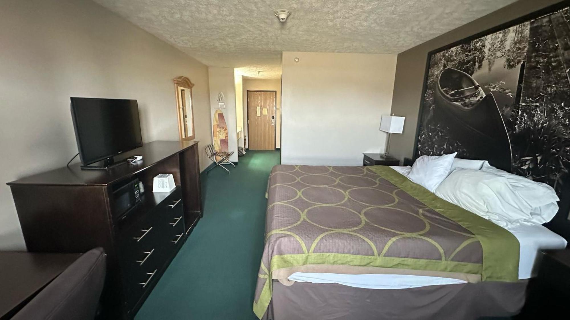 Burgundy Inn & Suites By Oyo El Paso Екстериор снимка
